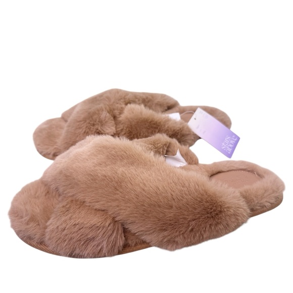 STARS ABOVE NWT Fuzzy Faux Fur Slippers in Tan Size 9/10 - Picture 5 of 8